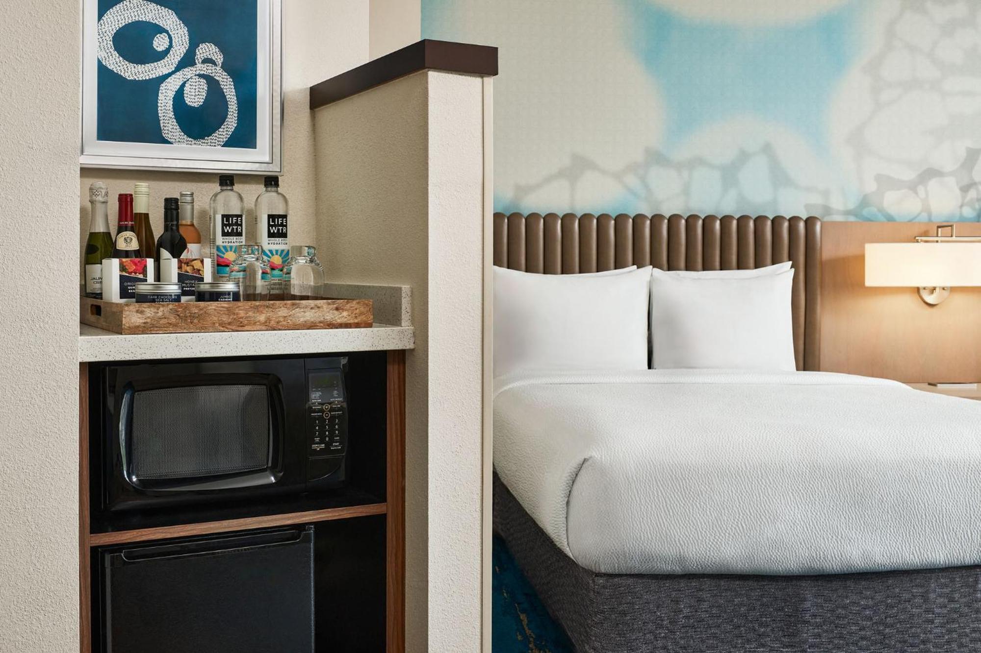 Courtyard By Marriott Faro Blanco Resort Marathon Exterior foto